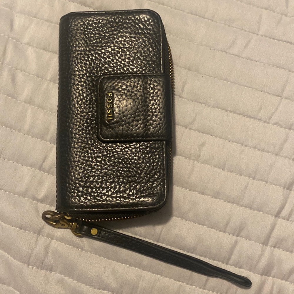 Fossil wallet